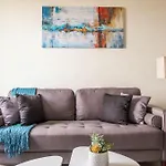 Stunning Nulu 1Br Cozysuites 01